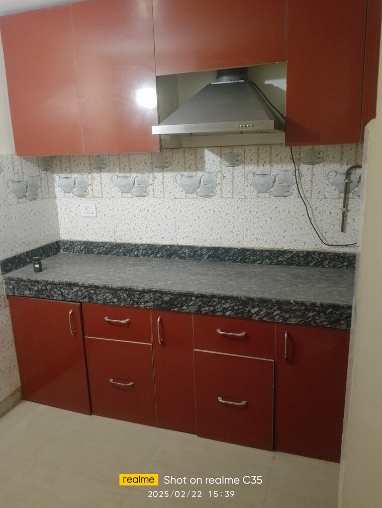 Kitchen, vishwakarma colony 2 Bedroom 65 Sq.Yd. Apartment In Vishwakarma Colony Delhi 8690993
