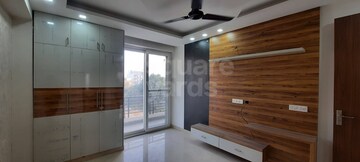Room in 3 BHK Apartment at BPTP Park Serene, Sector 37d – for Rent