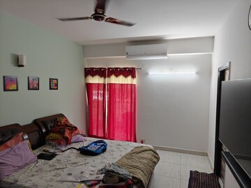 Bedroom in 3 BHK Apartment at Piyush Heights, Sector 89 – for Rent