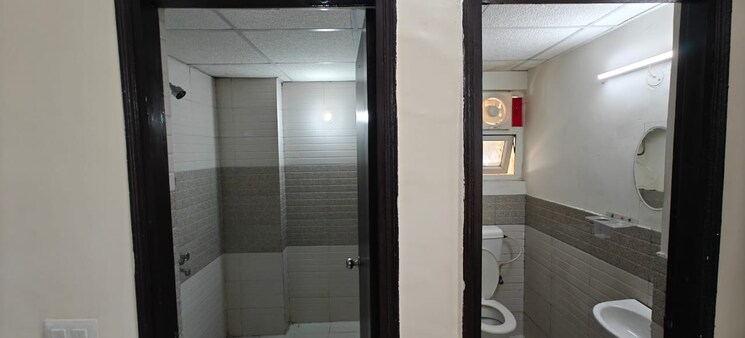 Bathroom, signature-global-grand-iva 2 Bedroom 900 Sq.Ft. Apartment In Sector 103 Gurgaon 8691020