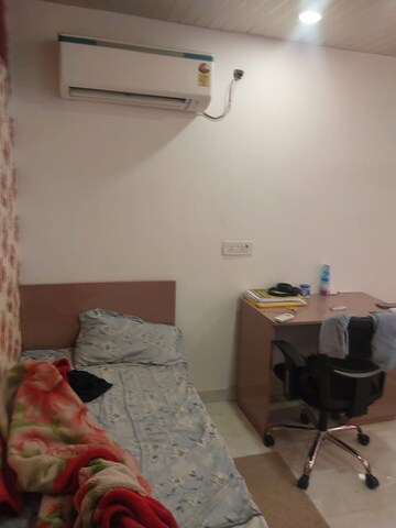  1 BHK Apartment at Karol Bagh – for Rent