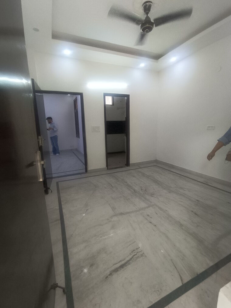 Room, srishti-greenfield-homes 3 Bedroom 1800 Sq.Ft. Builder Floor In Green Fields Colony Faridabad 8691018