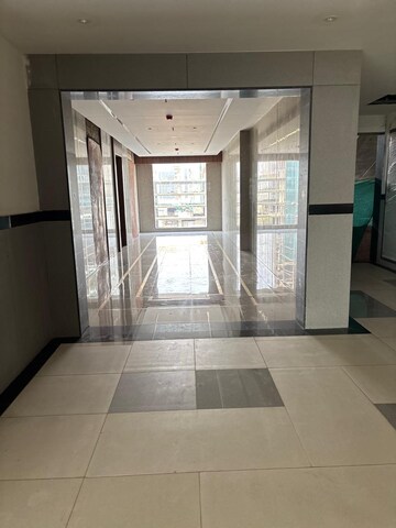 Room in  Office Space in IT/SEZ at Sector 73 – for Sale