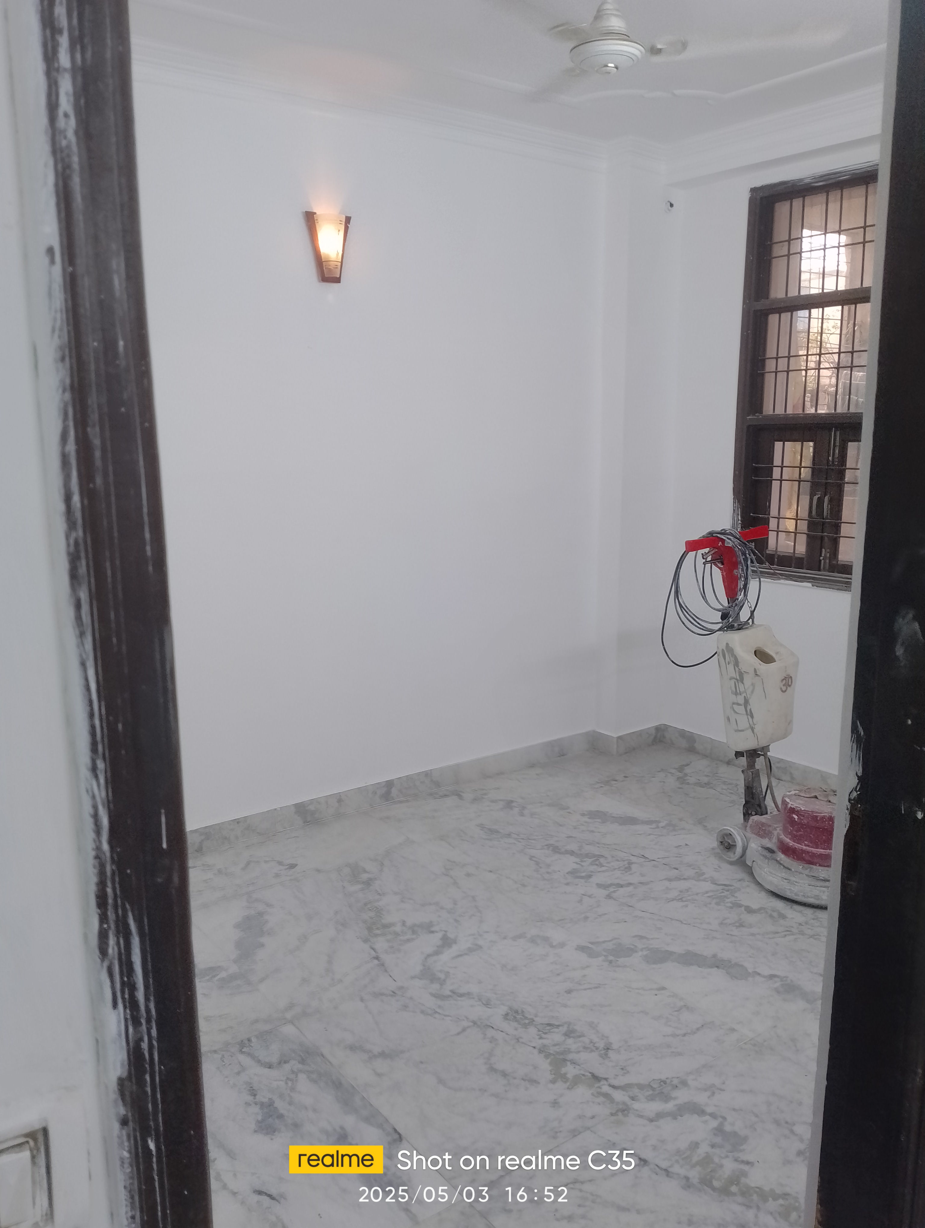 3 BHK + Servant Room Apartment For Rent in Vishwakarma Colony
