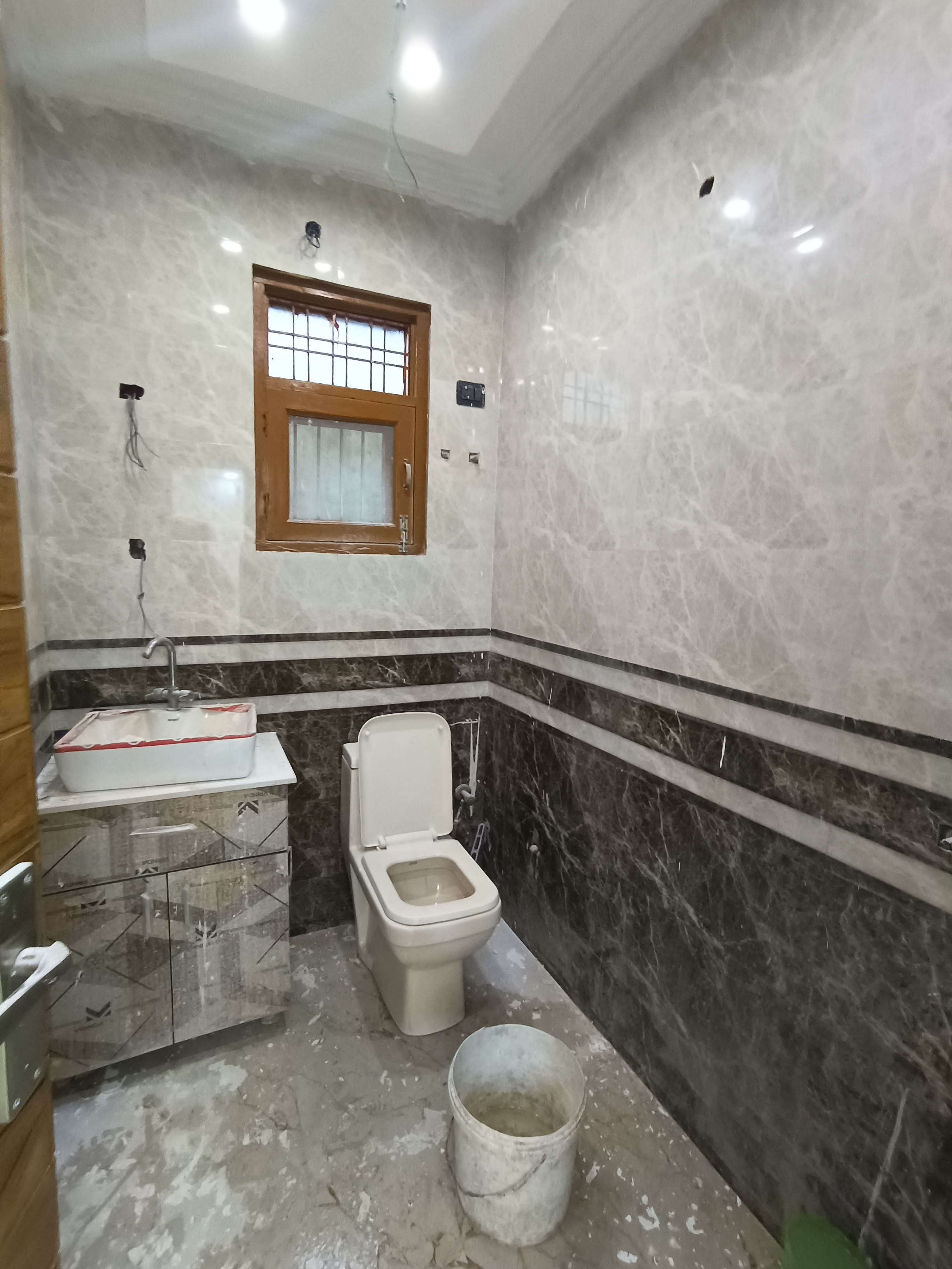 3 BHK + Pooja Room 1400 Sq.Ft. Builder Floor in Srishti Greenfield Homes