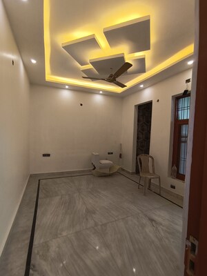 Room in 3 BHK Builder Floor at Srishti Greenfield Homes, Green Fields Colony – for Sale