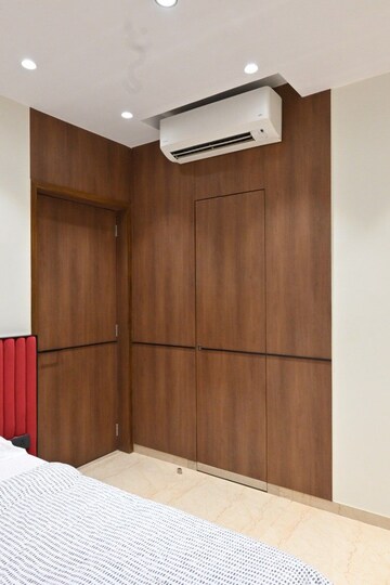Furnished Amenities in 3 BHK Apartment at Lodha Sterling, Kolshet Road – for Rent