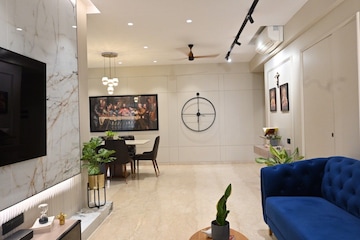 Master Bedroom in 3 BHK Apartment at Lodha Sterling, Kolshet Road – for Rent