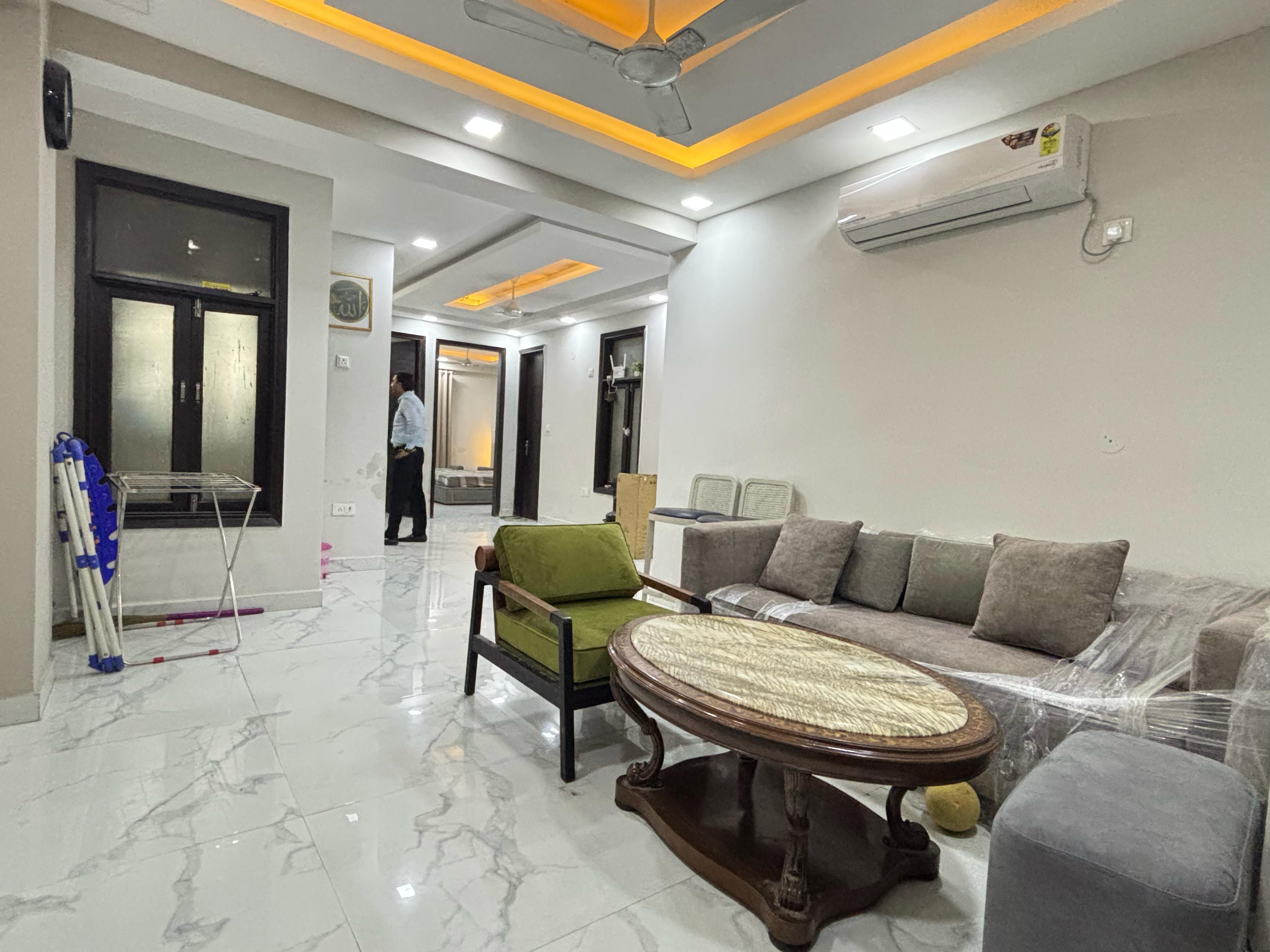 3 BHK Builder Floor For Sale in Chattarpur