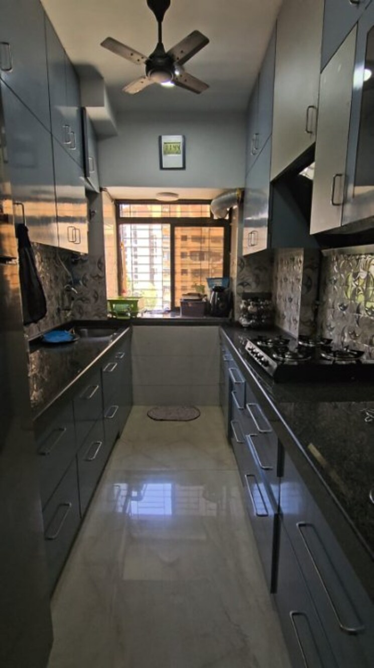 Kitchen, royal-classic-co-op-society 2 Bedroom 950 Sq.Ft. Apartment In Andheri West Mumbai 8691080
