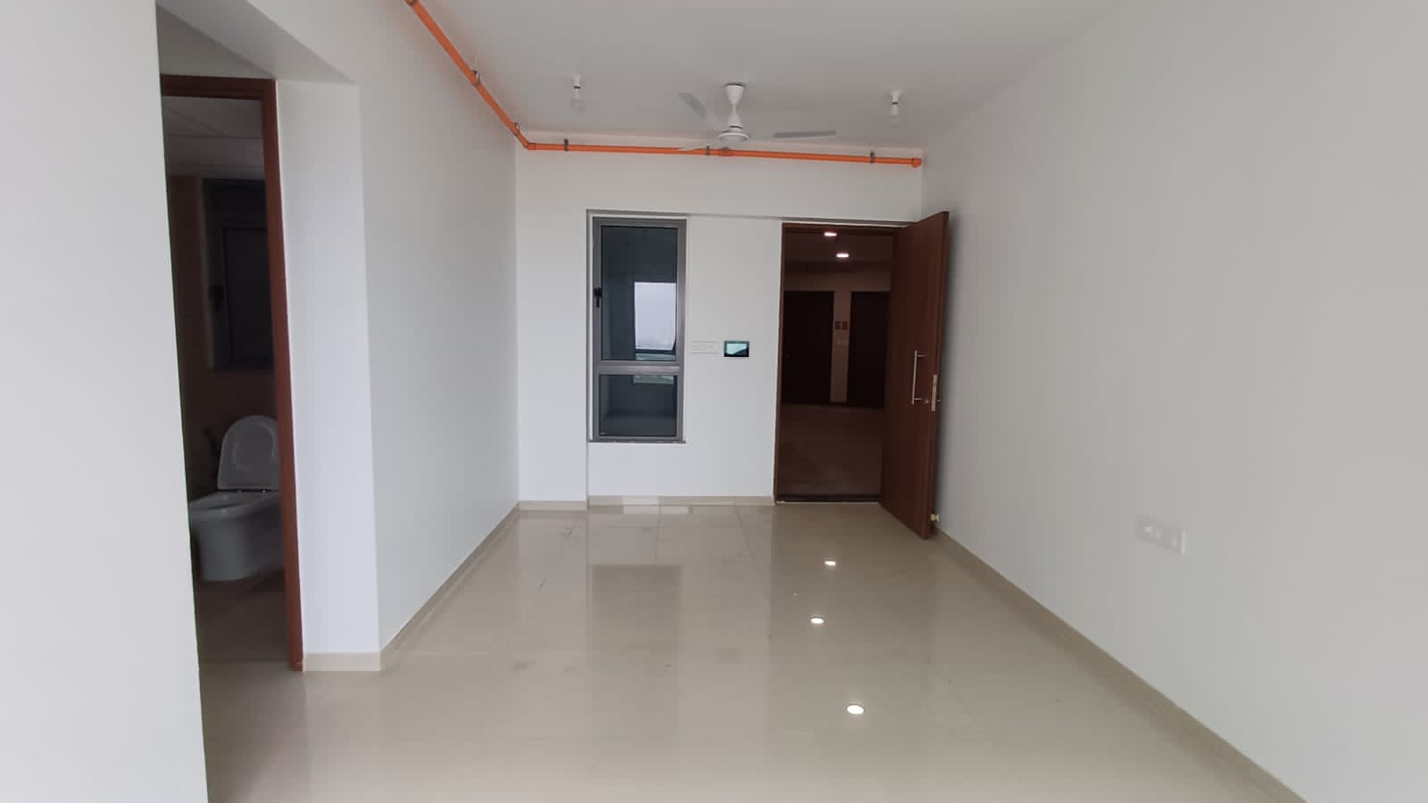 2 BHK + Extra Room Apartment For Rent in Kalpataru Immensa