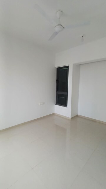 Bedroom in 2 BHK Apartment at Kalpataru Immensa, Kolshet Road – for Rent