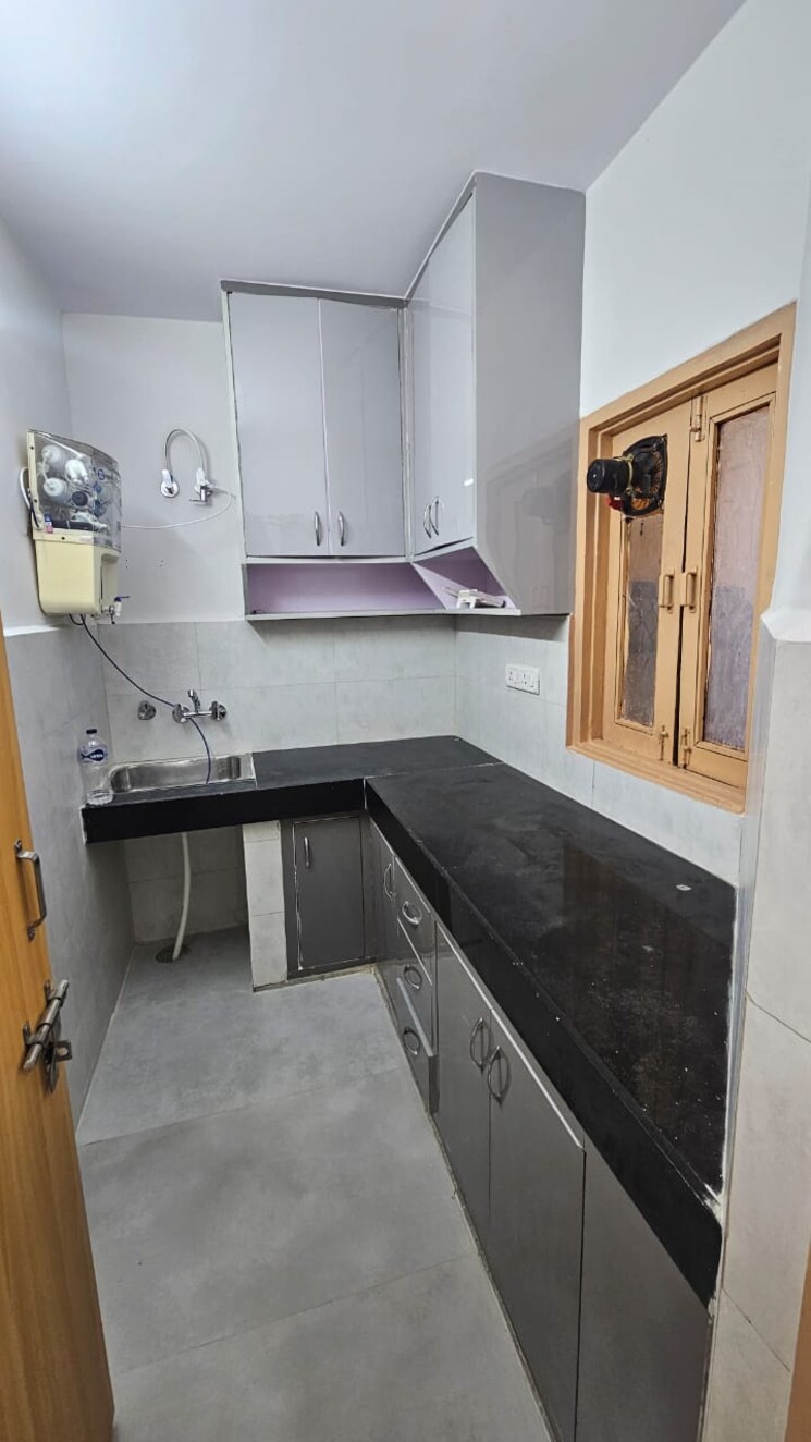 Kitchen, karol bagh 2 Bedroom 1020 Sq.Ft. Apartment In Karol Bagh Delhi 8691064