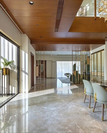 Living Room in 3.5 BHK Builder Floor at Sector 35 – for Sale