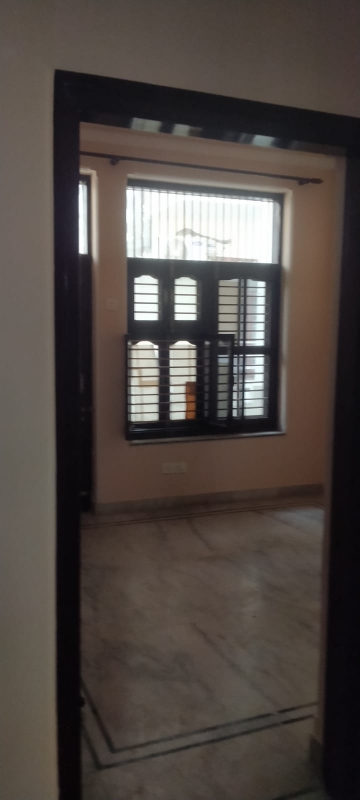 2 BHK Builder Floor For Rent in Sector 31