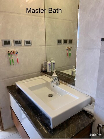 Bathroom in 3 BHK Apartment at DLF Richmond Park, Sector 43 – for Rent