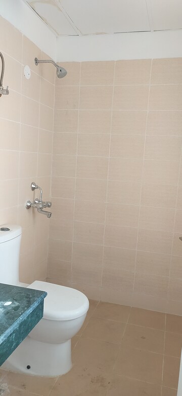 Bathroom in 4 BHK Builder Floor at BPTP Parkland Pride, Sector 77 – for Sale