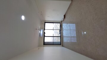 Room in 3 BHK Apartment at Dosti Eastern Bay, Wadala – for Rent