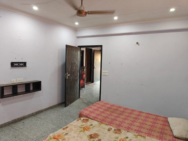 Room, ardee-city 3 Bedroom 1800 Sq.Ft. Builder Floor In Sector 52 Gurgaon 8691468