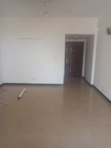 Furnished Amenities in 3 BHK Apartment at Sector 54 – for Rent