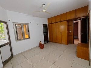 Room in 3 BHK Apartment at Acacia Lake View, Halasuru – for Sale
