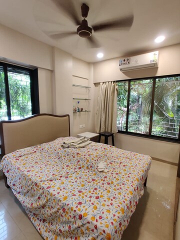 Bedroom in 2 BHK Apartment at Bandra West – for Rent