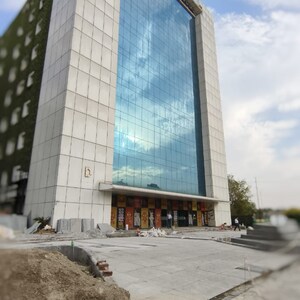  Office Space – Exterior View View at Logix Techno Park, Sector 127 - for Sale