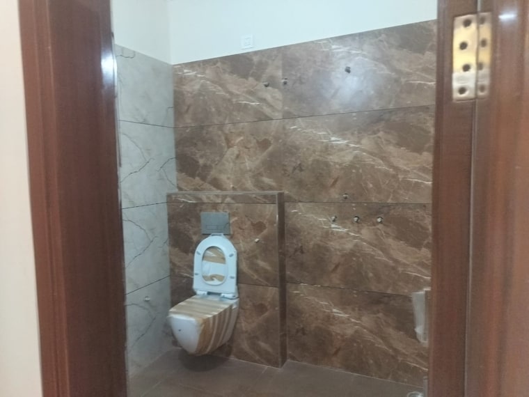 Bathroom, patiala road 4 Bedroom 2400 Sq.Ft. Independent House In Patiala Road Zirakpur 8691645
