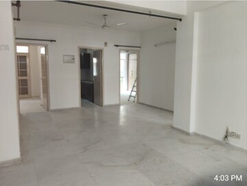 3 BHK Builder Floor For Rent in DLF Exclusive Floors, Sector 53