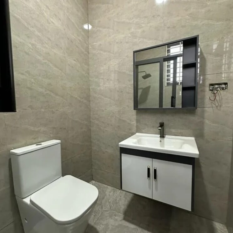 Attached Bathroom, sector 37 4 Bedroom 3150 Sq.Ft. Builder Floor In Sector 37 Faridabad 8691693