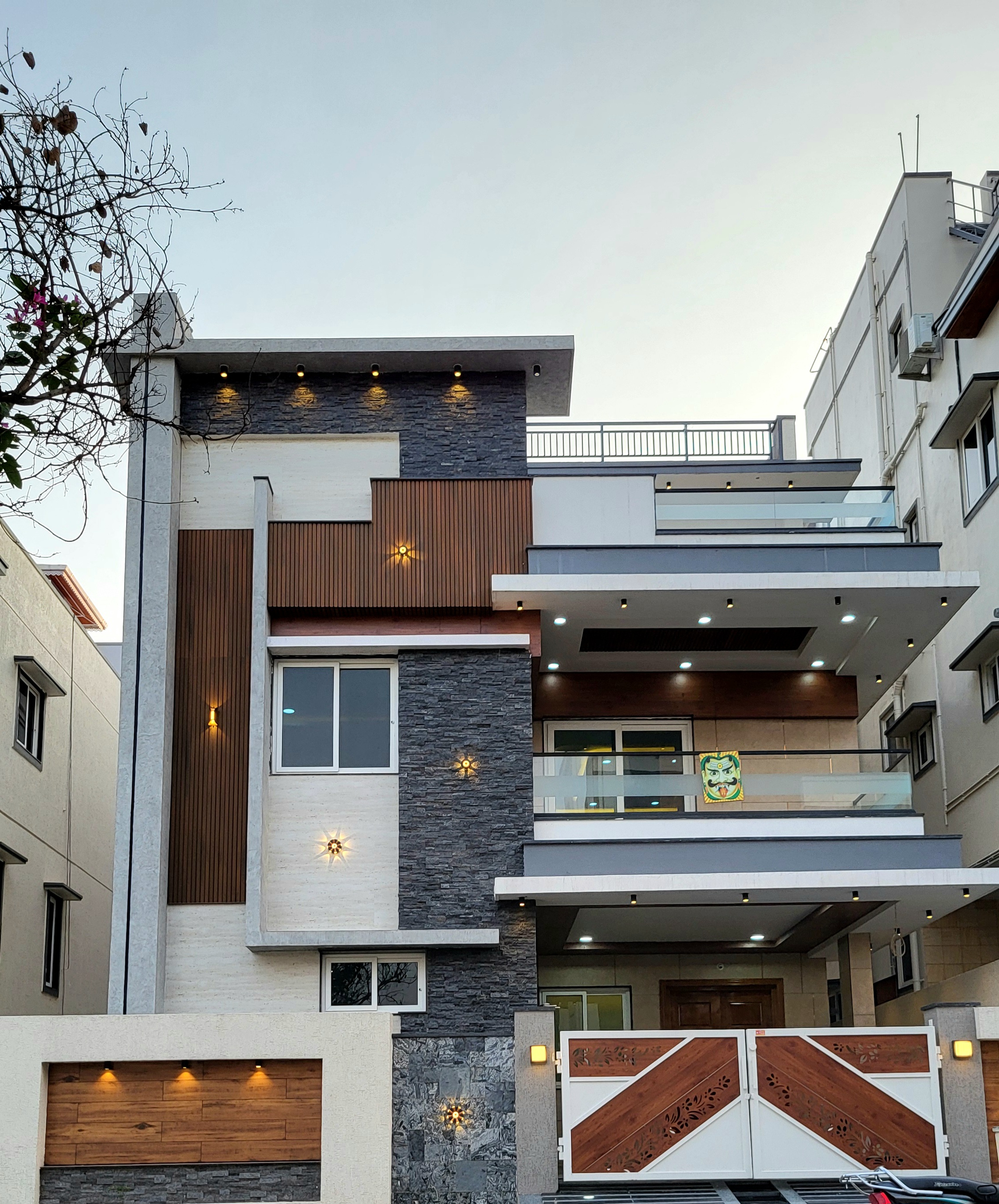 5 BHK + Servant Room Villa For Sale in Kapra