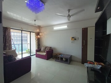 3 BHK Apartment For Rent in Devashree Park, Kolshet Road