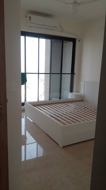 2.5 BHK Apartment For Rent in Dosti Eastern Bay, Wadala