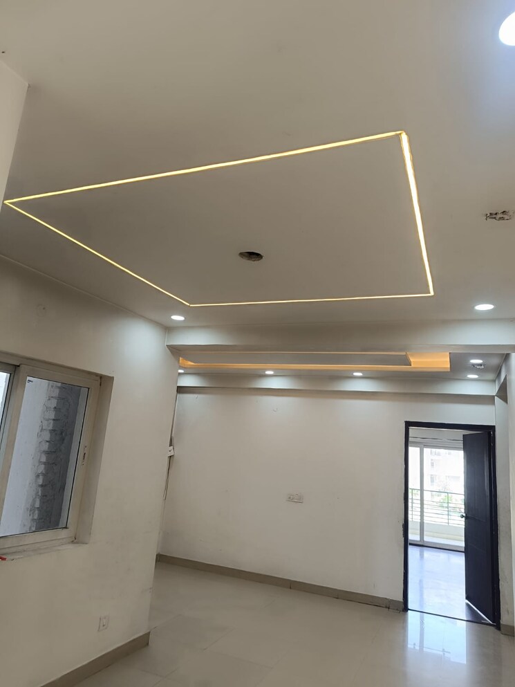 undefined, sector 85 3 Bedroom 2250 Sq.Ft. Apartment In Sector 85 Faridabad 8691720