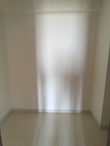 Room in 3 BHK Apartment at Lodha Palava Crown, Dombivli East – for Rent