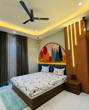 Bedroom in 5 BHK Builder Floor at Sector 35 – for Sale