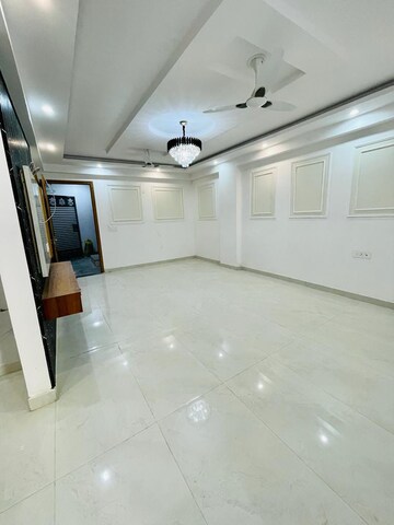 Bedroom in 3 BHK Builder Floor at Chattarpur – for Sale