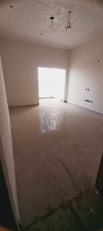 Room in 3 BHK Apartment at Hallmark Treasor, Narsingi – for Sale