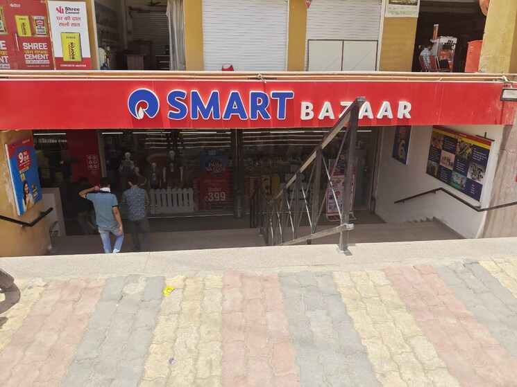  Parking, bank colony Commercial Shop 179 Sq.Ft. In Bank Colony Beawar 8691888