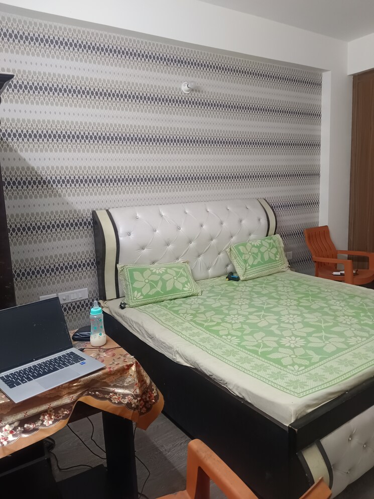 Bedroom, strategic-royal-court 3 Bedroom 1560 Sq.Ft. Apartment In Sector 16 Greater Noida Greater Noida 8692024