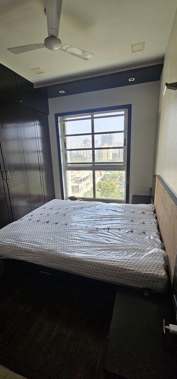3 BHK Apartment For Rent in Sheth Vasant Lawns, Laxmi Nagar