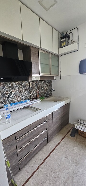 Kitchen in 3 BHK Apartment at Sheth Vasant Lawns, Laxmi Nagar – for Rent