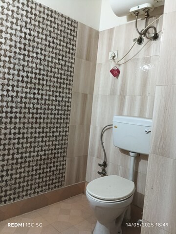 Bathroom in 1 BHK Builder Floor at Saket – for Rent