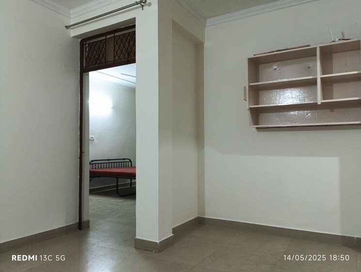 Room, saket 1 Bedroom 450 Sq.Ft. Builder Floor In Saket Delhi 8692159