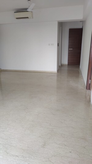 Room in 3 BHK Apartment at Shapoorji Pallonji Vicinia, Powai – for Sale