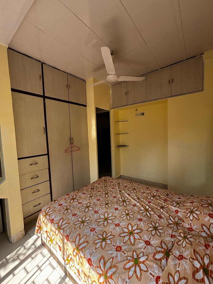 Bedroom, khar west 2 Bedroom 750 Sq.Ft. Apartment In Khar West Mumbai 8692139
