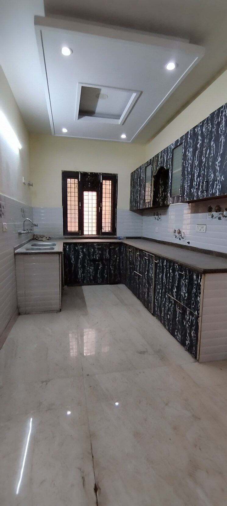 Bedroom, green fields colony 3 Bedroom 225 Sq.Yd. Builder Floor In Green Fields Colony Faridabad 8692161