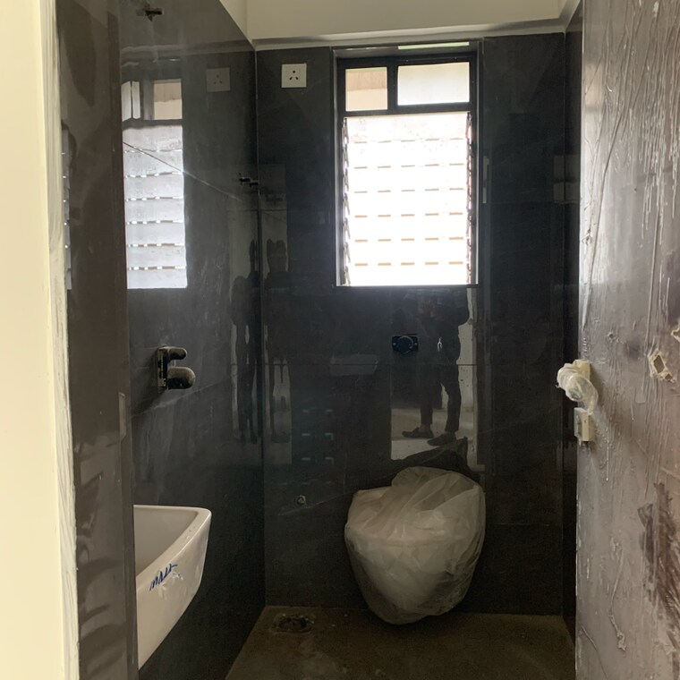 Bathroom, goyal-abhiram 2 Bedroom 630 Sq.Ft. Apartment In Kastur Park Mumbai 8692292