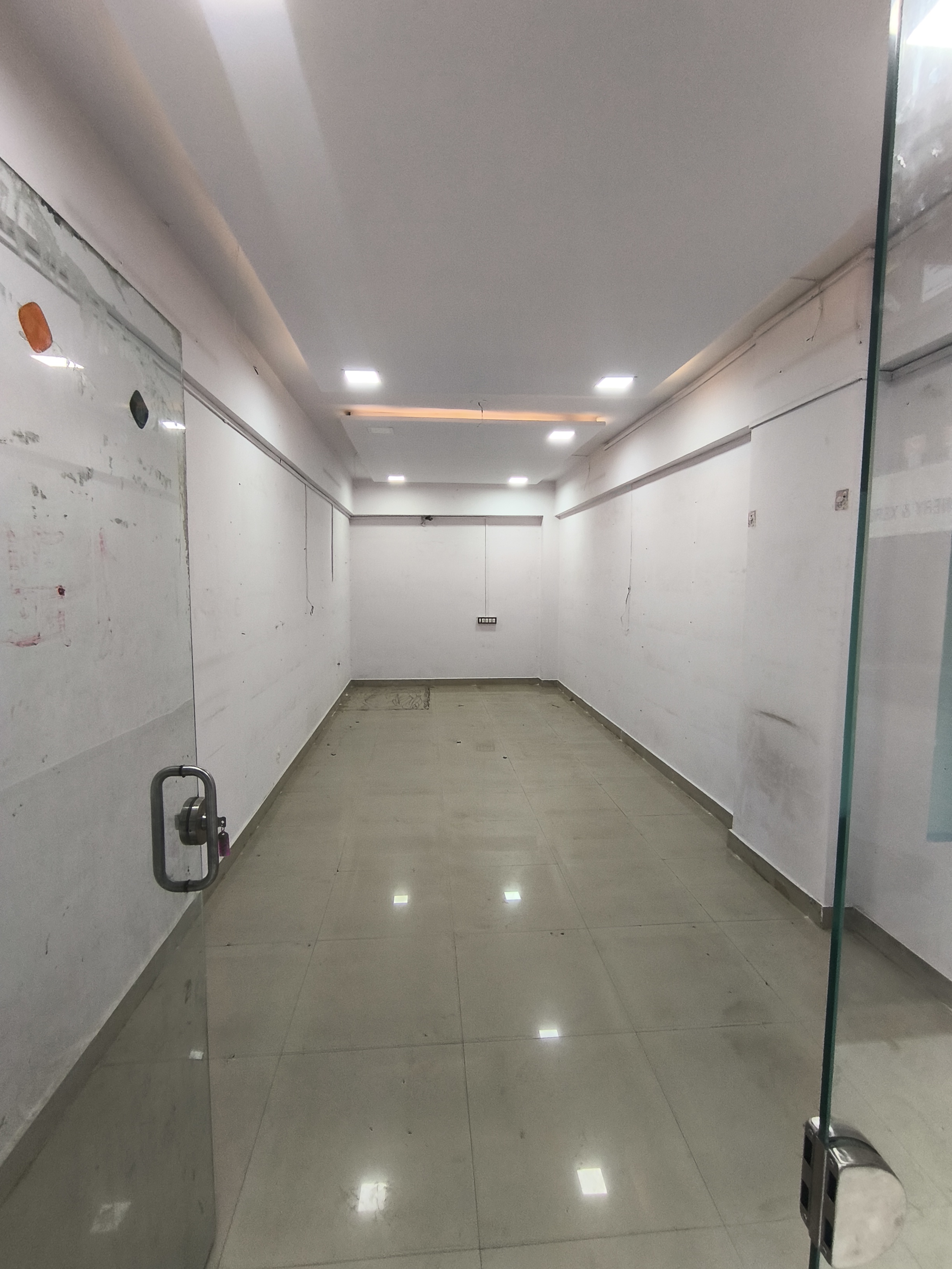 Retail Shop For Sale in Rajcorner Shopping Mall G