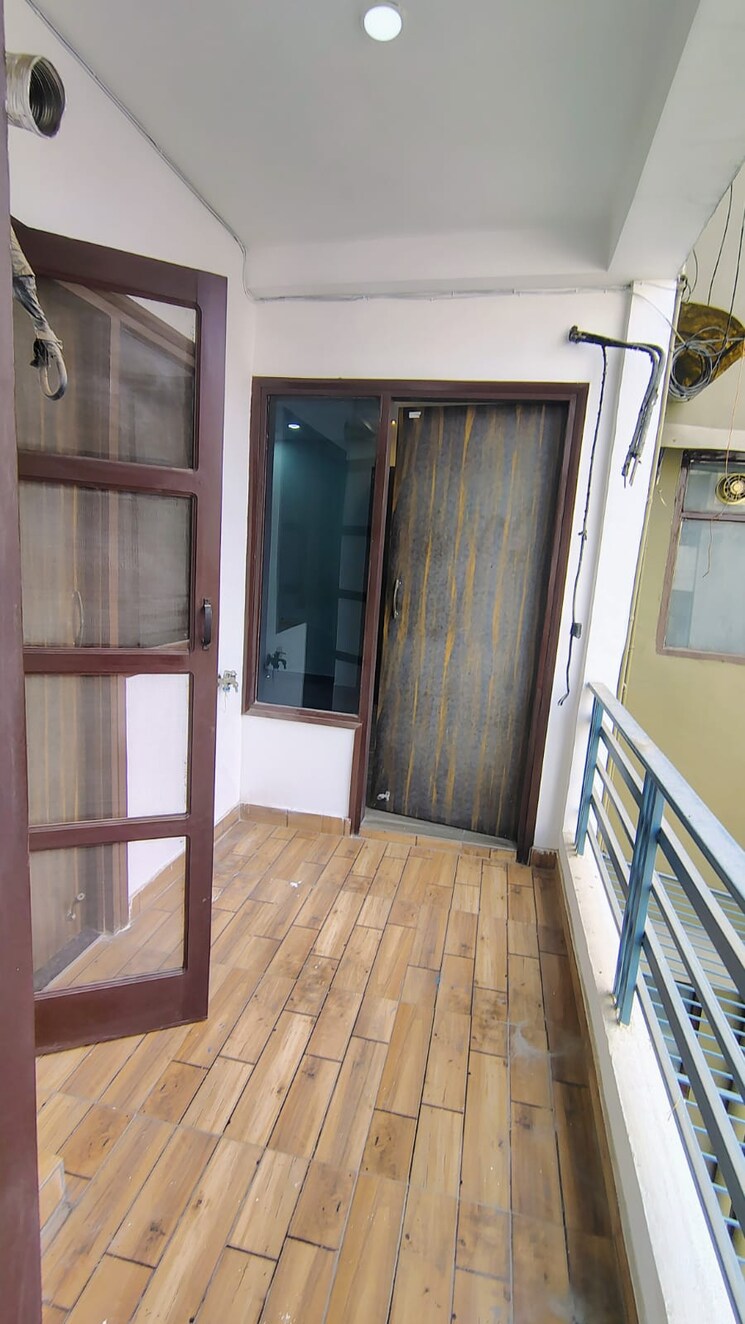 Balcony, sushant-lok-2 3 Bedroom 1827 Sq.Ft. Builder Floor In Sector 57 Gurgaon 8692429